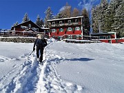 57 Al Rif. Sassi Castelli ai Piani di Artavaggio (1650 m)